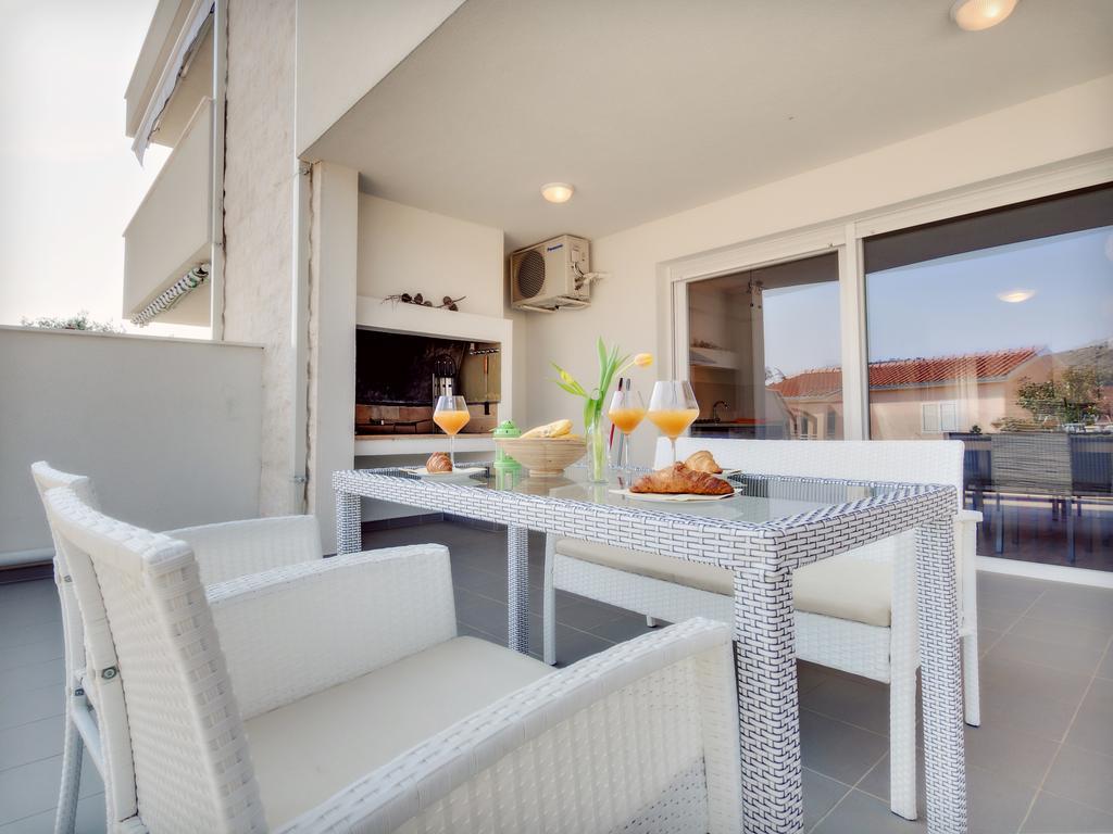 Apartment Katja Rogoznica  Oda fotoğraf